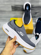 Sketchers Hyper Burst Super