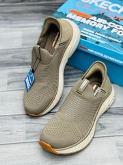 SKETCHERS GOOD YEAR (KHAKI)