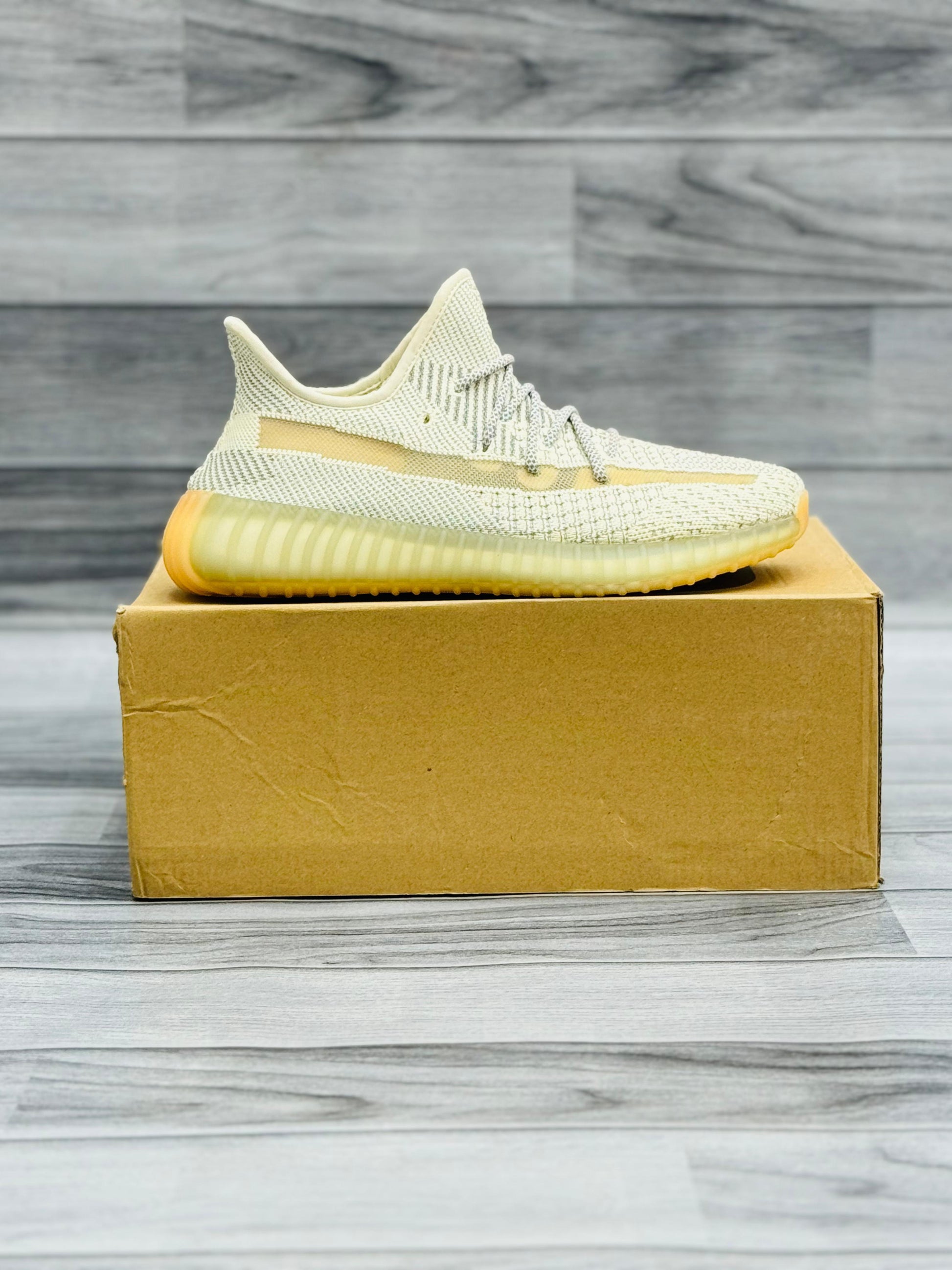 YEEZY PREMIUM - SHOEZIFY