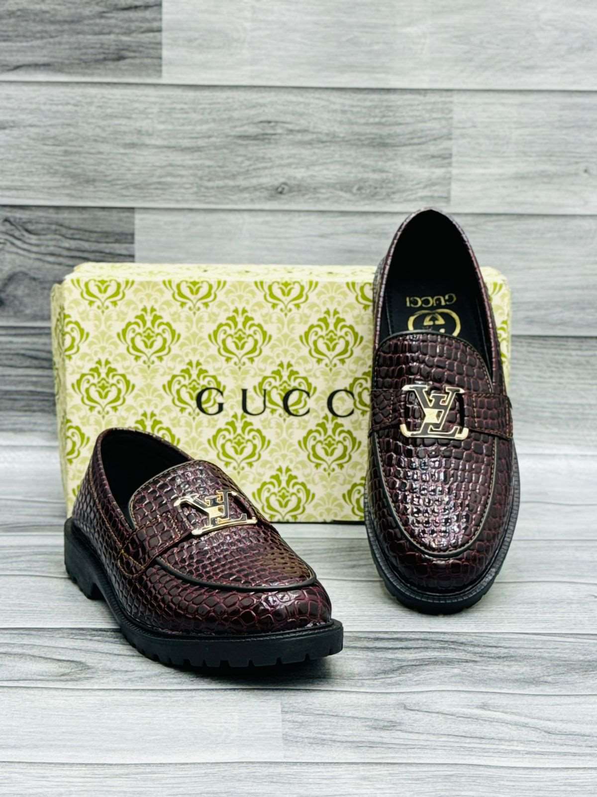 CG Loafers LV