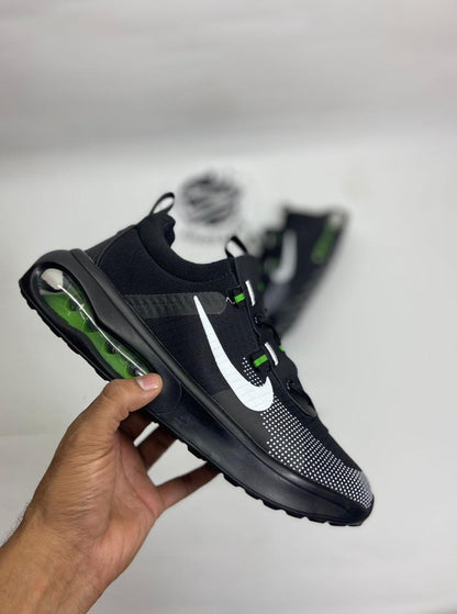 NK AIR MAX PLUS BLACK GREEN