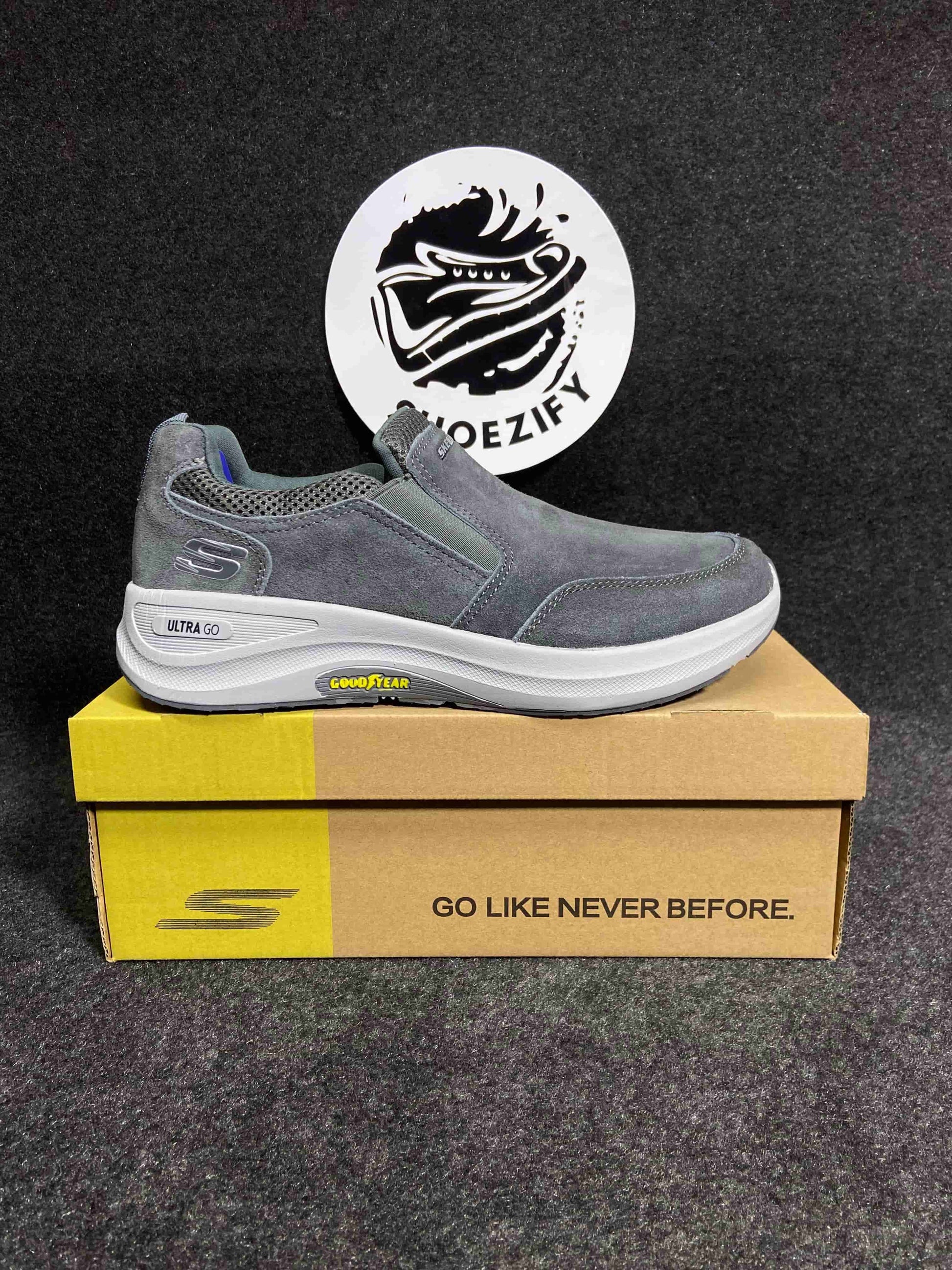 sketchers-ultra-go-2.0-shoezify--3