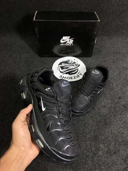 NK AIR MAX PLUS TN