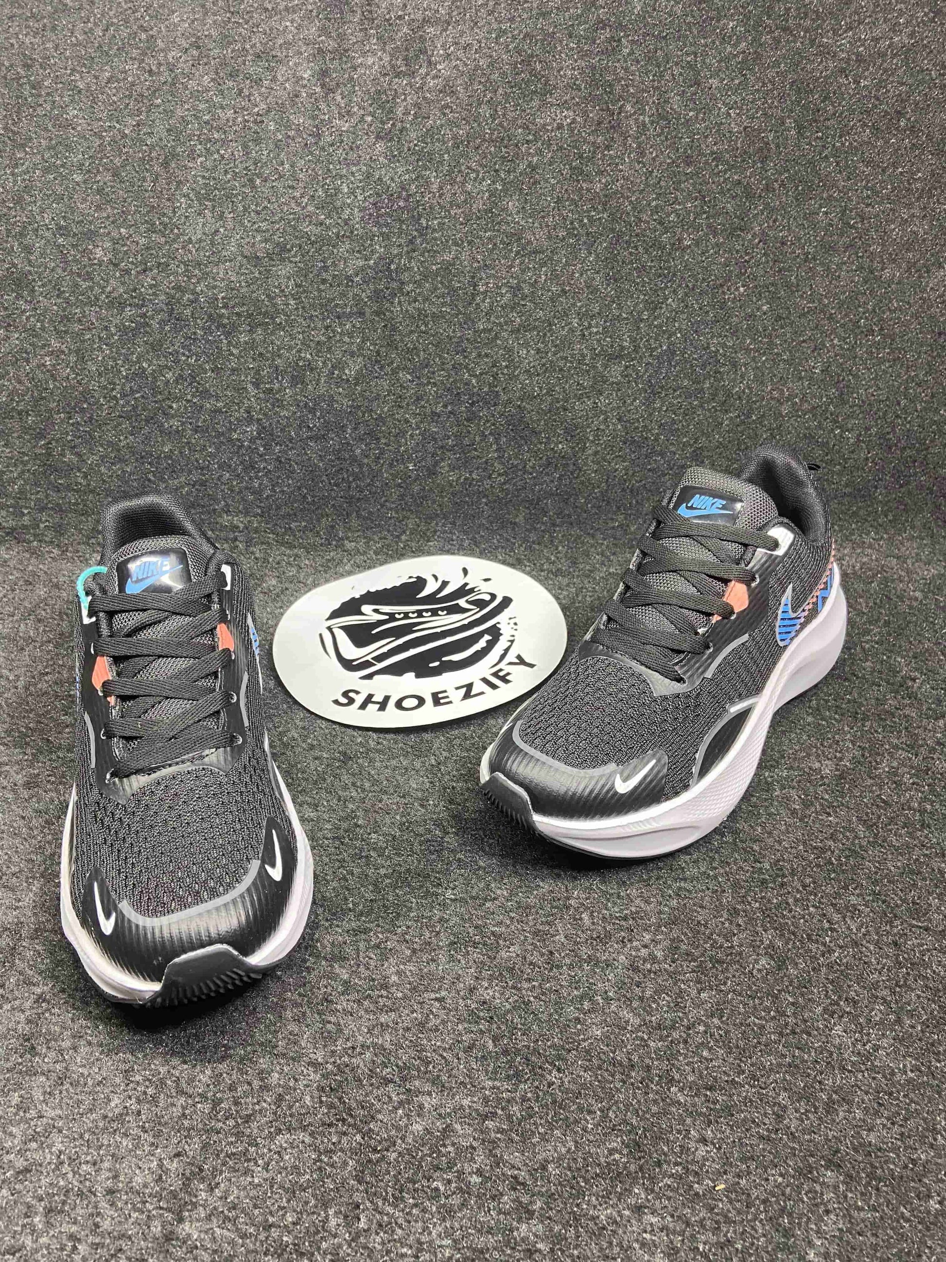 nk-air-zoom-runner-shoezify-running--7