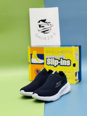 SKECHERS ULTRA GO - Blue