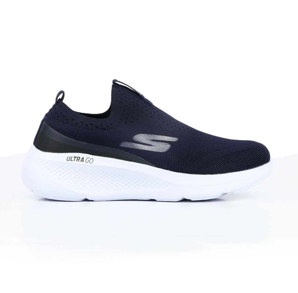 Sketchers Ultra Go runner Navy