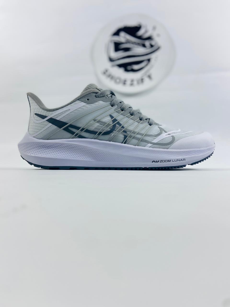 NK AIR ZOOM LUNAR 8