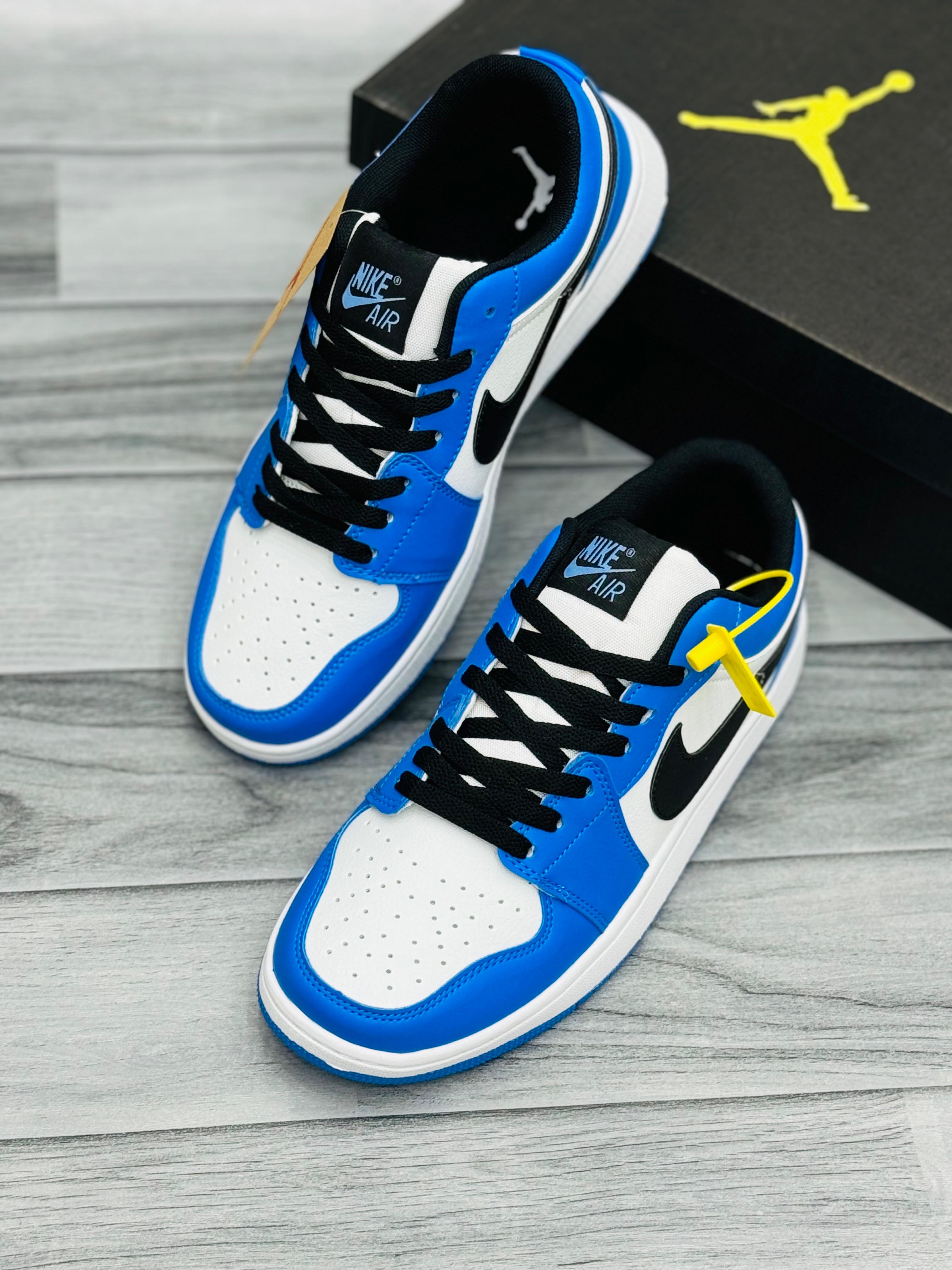 AIR JORDAN LOW