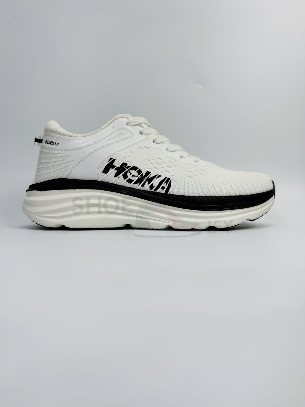 HOKA RUNNER