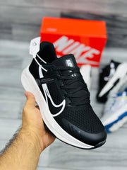 NK AIR ZOOM NEXT RUNNER