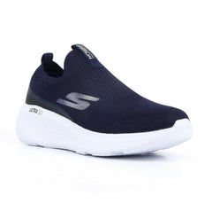 Sketchers Ultra Go runner